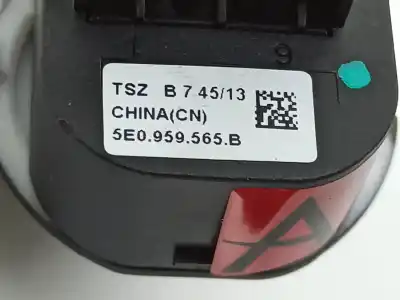 Автозапчастина б/у управління дзеркалами для skoda octavia combi (5e5) active посилання на oem iam 5e0959565b  5e0959565bwhi
