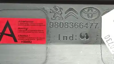 Peça sobressalente para automóvel em segunda mão forra da alavanca de velocidades por peugeot expert combi standard referências oem iam 16180599zd  9808366477