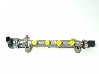 Автозапчастина б/у рампа инжектора для skoda octavia combi (5e5) active посилання на oem iam 04l130089b