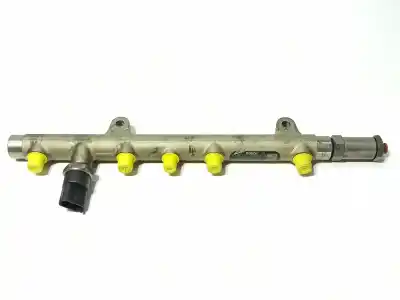 Pièce détachée automobile d'occasion Rampe D'injecteur pour RENAULT LAGUNA II (BG0) Authentique Références OEM IAM 8200347176 0445214024 8200600206