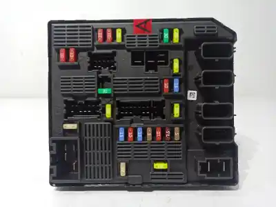 Second-hand car spare part FUSE BOX UNIT for RENAULT FLUENCE (L3_)  OEM IAM references 284B66346R  