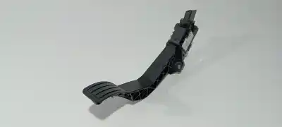 Second-hand car spare part accelerator pedal for peugeot 208 (p2) e-allure pack oem iam references 9827704480