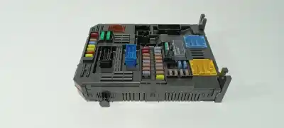 Second-hand car spare part fuse box unit for peugeot 208 (p2) e-allure pack oem iam references 9832880380 1681052280 1681052180