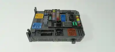 Second-hand car spare part fuse box unit for peugeot 208 (p2) e-allure pack oem iam references 9832880380 1681052280 1681052180