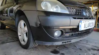 Автозапчасти б/у передний бампер за renault clio ii fase ii (b/cb0) authentique ссылки oem iam 7701473708  7701476554