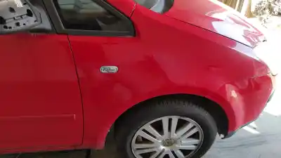Автозапчастина б/у передне праве крило для FORD FOCUS C-MAX (CAP) Ghia (D) Посилання на OEM IAM 1474083  