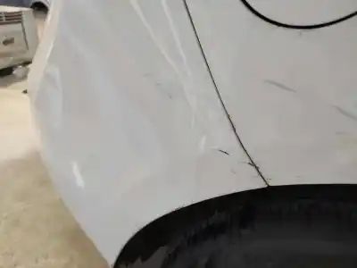 Second-hand car spare part rear bumper for volvo v40 momentum oem iam references 39820442  39820447