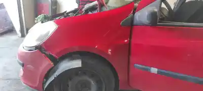 Pezzo di ricambio per auto di seconda mano Parafango Anteriore Sinistro per RENAULT CLIO III Pack Authentique Riferimenti OEM IAM 7701476102  631014270R