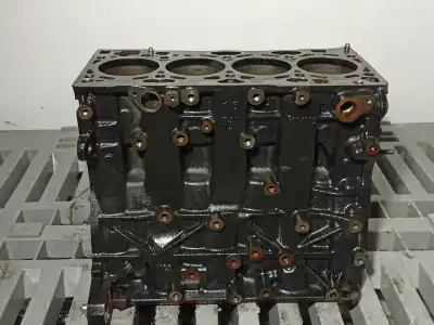 Автозапчасти б/у блокировать за audi a3 (8v) ambition ссылки oem iam 04l100103  04l100103x