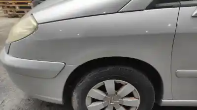 Peça sobressalente para automóvel em segunda mão guarda-lamas dianteiro esquerdo por citroen c8 2.2 hdi 16v premier ii referências oem iam 7840l3