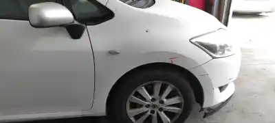 Peça sobressalente para automóvel em segunda mão GUARDA-LAMAS DIANTEIRO DIREITO por TOYOTA AURIS  Referências OEM IAM 5380102100  