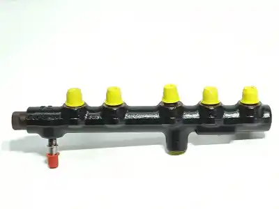 Автозапчастина б/у рампа инжектора для citroen c5 aircross feel посилання на oem iam 9674300080