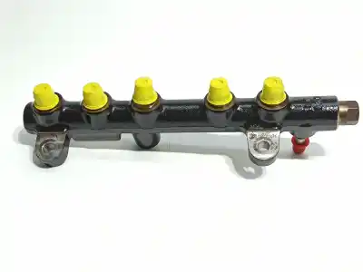 Pezzo di ricambio per auto di seconda mano rampa iniettori per citroen c5 aircross feel riferimenti oem iam 9674300080  