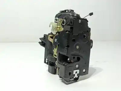 Pezzo di ricambio per auto di seconda mano Serratura Porta Anteriore Destra per SEAT LEON (1M1) Signo Riferimenti OEM IAM 3B1837016A   Pezzo di ricambio per auto di seconda mano Serratura Porta Anteriore Destra per SEAT LEON (1M1) Signo Riferimenti OEM IAM 3B1837016A