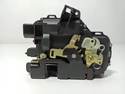 Second-hand car spare part front right door lock for seat leon (1m1) signo oem iam references 3b1837016a   Second-hand car spare part front right door lock for seat leon (1m1) signo oem iam references 3b1837016a