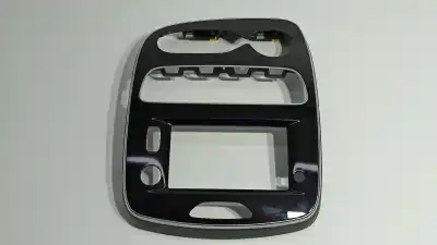 Автозапчасти б/у украшение задних фонаров за RENAULT CLIO IV Limited ссылки OEM IAM 682608226R  