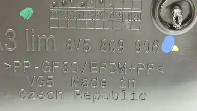 Автозапчастина б/у зовнішній пливний колпак для audi a3 (8v) ambition посилання на oem iam 8v5809906 8v5809907gru 8v5809907