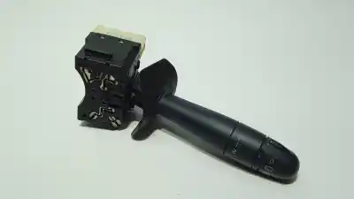 Pezzo di ricambio per auto di seconda mano  per RENAULT CLIO II FASE I (B/CBO)  Riferimenti OEM IAM 6001551355  
