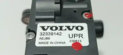 Автозапчастина б/у клапан обміння теплообміння для volvo xc 40  посилання на oem iam 32339142  