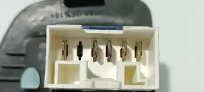 Second-hand car spare part right front power window switch for fiat doblo cargo (223) 1.9 jtd sx furg. panorama oem iam references 735417034  735402417dx