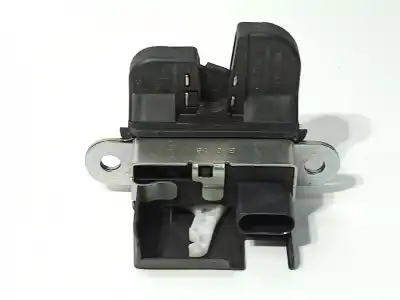 Second-hand car spare part trunk lock for seat leon st (5f8) 1.6 tdi oem iam references 5f4827505d  5f4827505dvs9