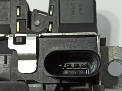 Second-hand car spare part trunk lock for seat leon st (5f8) 1.6 tdi oem iam references 5f4827505d  5f4827505dvs9