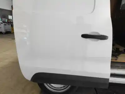 Автозапчасти б/у правая сдвижная боковая дверь за renault express van ссылки oem iam 821006065r  