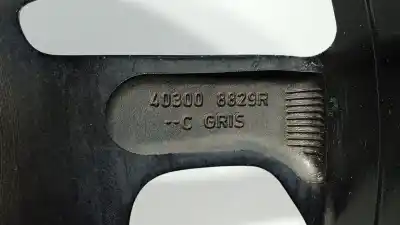 Peça sobressalente para automóvel em segunda mão jante por renault captur adventure referências oem iam 403008829r  