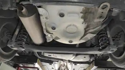 Pièce détachée automobile d'occasion Essieu Arrière pour VOLKSWAGEN POLO (9N3) Advance Références OEM IAM 6Q0500051AS  6Q0500051AT