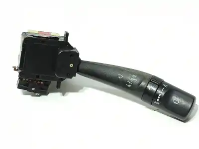 Pezzo di ricambio per auto di seconda mano  per SSANGYONG REXTON  Riferimenti OEM IAM 8592A08121LAM  8592A-08121-LAM