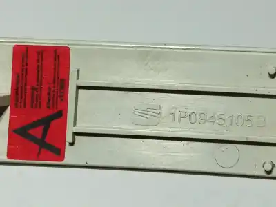 Second-hand car spare part tail lights embellisher for seat leon (1p1) reference oem iam references 1p0945105b   Second-hand car spare part tail lights embellisher for seat leon (1p1) reference oem iam references 1p0945105b