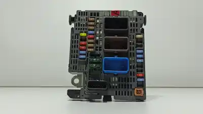 Peça sobressalente para automóvel em segunda mão Caixa De Fusíveis E Relés por CITROEN DS4 Design Referências OEM IAM 9677987180  9807428080