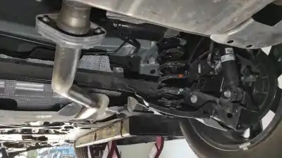 Peça sobressalente para automóvel em segunda mão charrió / suporte de eixo de trás por mazda cx-30  referências oem iam djhr28b0x  