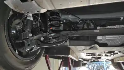 Peça sobressalente para automóvel em segunda mão charrió / suporte de eixo de trás por mazda cx-30  referências oem iam djhr28b0x  