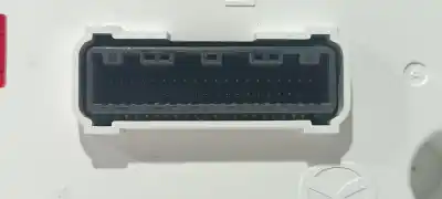 Peça sobressalente para automóvel em segunda mão quadrante por mazda cx-30  referências oem iam dfr755430a  dpth55430