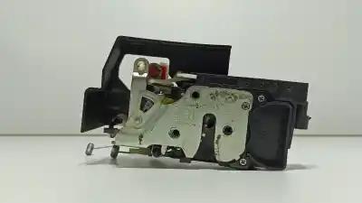 Peça sobressalente para automóvel em segunda mão Fechadura Da Porta Dianteira Esquerda por SSANGYONG KORANDO Crystal 4x2 Referências OEM IAM 7121034021  