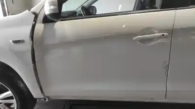Автозапчастина б/у передні ліві двері для mitsubishi asx (ga0w) 1.8 di-d cat посилання на oem iam 5700b533  