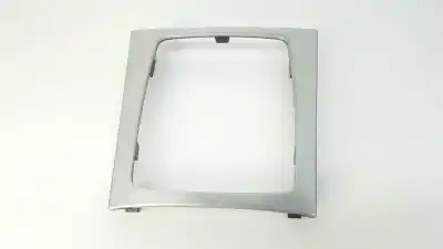 Pezzo di ricambio per auto di seconda mano RIVESTIMENTO DELLA LEVA DEL CAMBIO per MERCEDES-BENZ CLASE C (W204) BERLINA C 220 CDI (204.008) Riferimenti OEM IAM A2046800190  