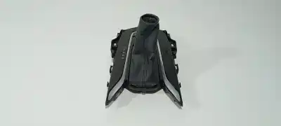 Pezzo di ricambio per auto di seconda mano RIVESTIMENTO DELLA LEVA DEL CAMBIO per TOYOTA COROLLA (E21) Hybrid Active Riferimenti OEM IAM 3597002080C0  