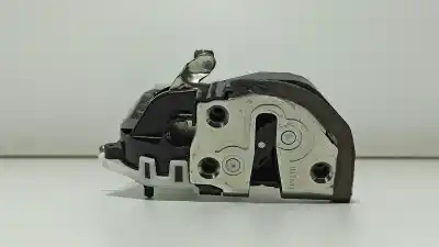 Peça sobressalente para automóvel em segunda mão fechadura da porta traseira esquerda por toyota yaris hsd city referências oem iam 690600d110