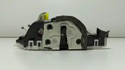 Peça sobressalente para automóvel em segunda mão fechadura da porta dianteira esquerda por toyota yaris hsd city referências oem iam 690400d140