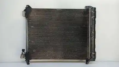 Recambio de automóvil de segunda mano de CONDENSADOR / RADIADOR AIRE ACONDICIONADO para KIA SPORTAGE Emotion 4x4 referencias OEM IAM 976062Y000  