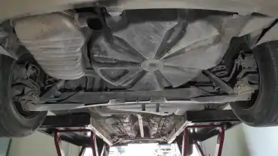 Peça sobressalente para automóvel em segunda mão charrió / suporte de eixo de trás por renault megane ii berlina 5p authentique referências oem iam 7701478430