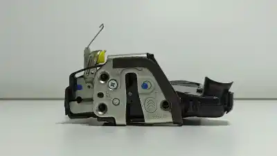 Second-hand car spare part  for TOYOTA COROLLA VERSO (R1)  OEM IAM references 6904002152  69040-02152