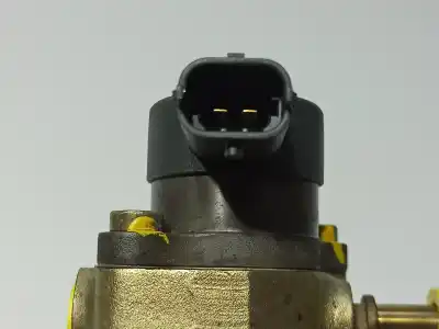 Автозапчасти б/у рампа инжектора за opel combo familiar ссылки oem iam 93192593 46817523 0445214044