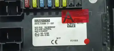 Peça sobressalente para automóvel em segunda mão caixa de fusíveis e relés por fiat 500 e new 500 icon hb referências oem iam 52200806  52216880