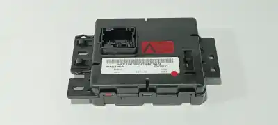 Peça sobressalente para automóvel em segunda mão módulo eletrônico por fiat 500 e new 500 icon hb referências oem iam 52137977