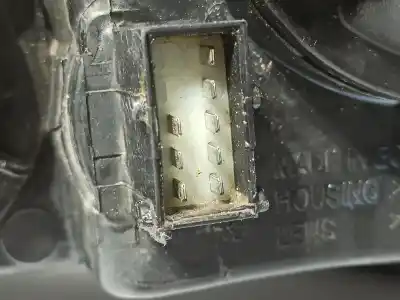 Second-hand car spare part right headlight for opel combo familiar oem iam references 93185147  