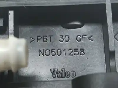Peça sobressalente para automóvel em segunda mão puxador exterior de mala por renault clio ii fase ii (b/cb0) authentique referências oem iam 8200060917  n0501258