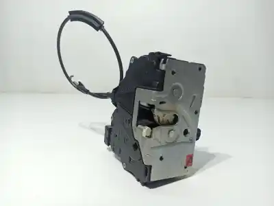 Pièce détachée automobile d'occasion serrure de porte avant gauche pour opel corsa d cosmo références oem iam 13258271